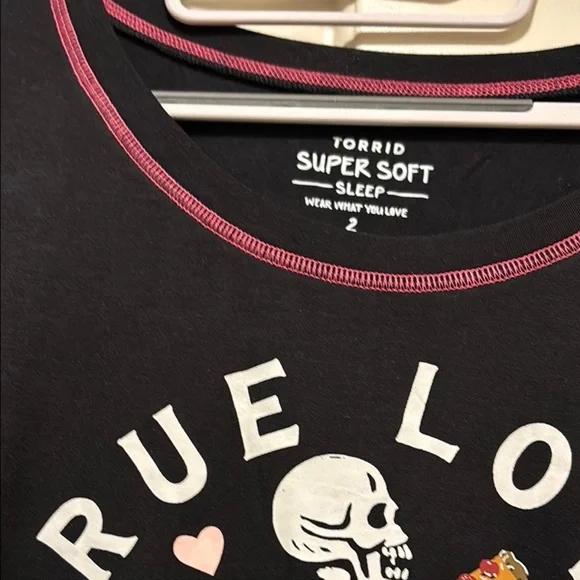 Torrid Black and Pink Cozy Pajama Top - Picture 3 of 3